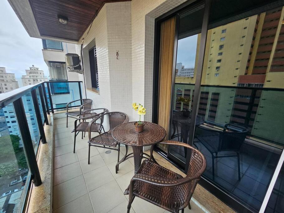 Flat Capitania Varam 143 Pitangueiras Guaruja Exterior photo