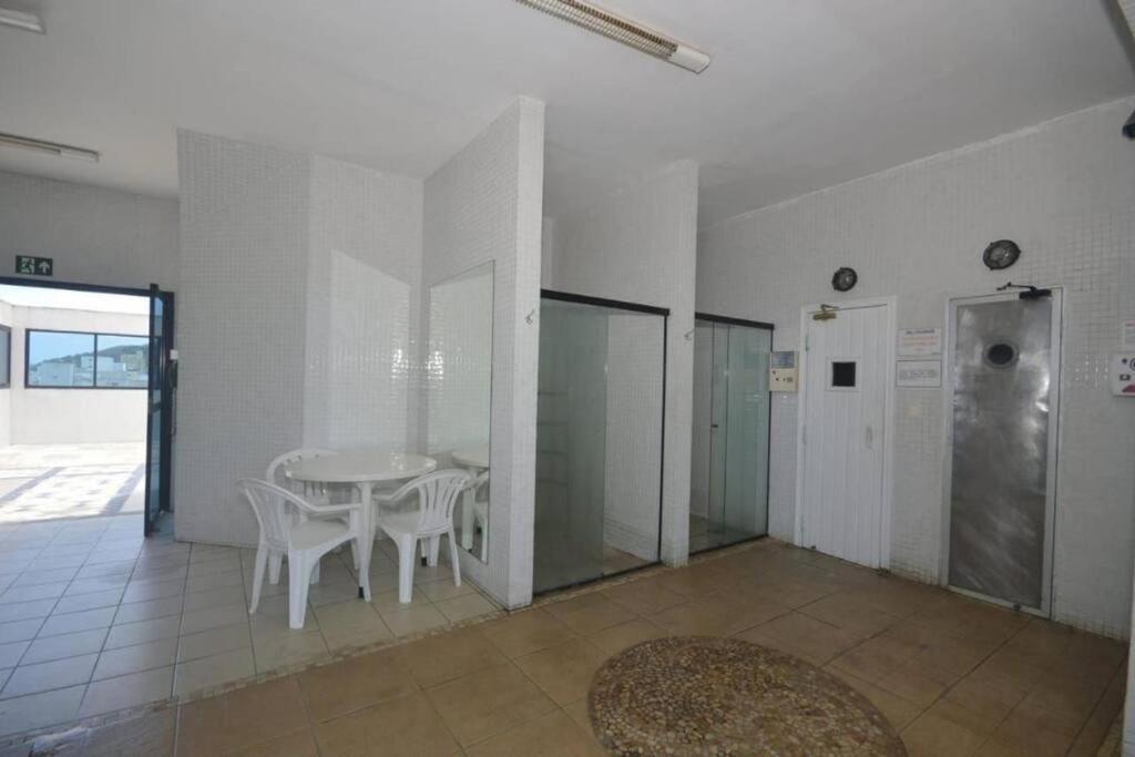 Flat Capitania Varam 143 Pitangueiras Guaruja Exterior photo